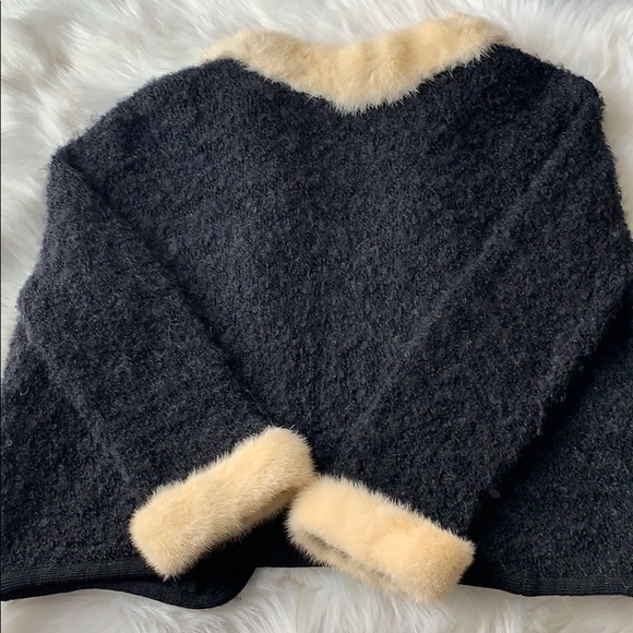 Vintage wool and platinum mink sweater - Picture 6 of 8